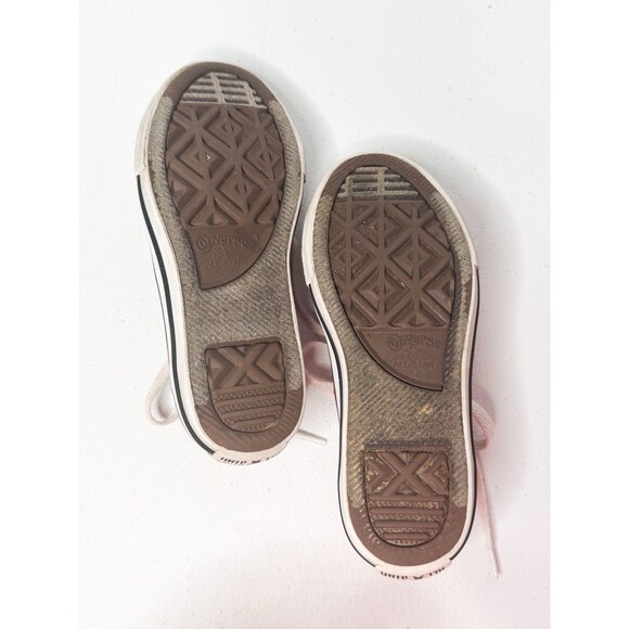 Kids Converse Chuck Taylor Low Top Sneakers Red Size 11 Kids Unisex Shoes - Picture 8 of 14